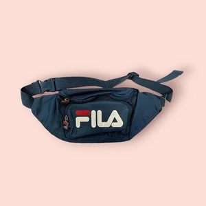 fila pouch